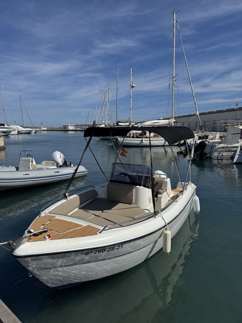 alquiler barcos mallorca con y sin licenica 3