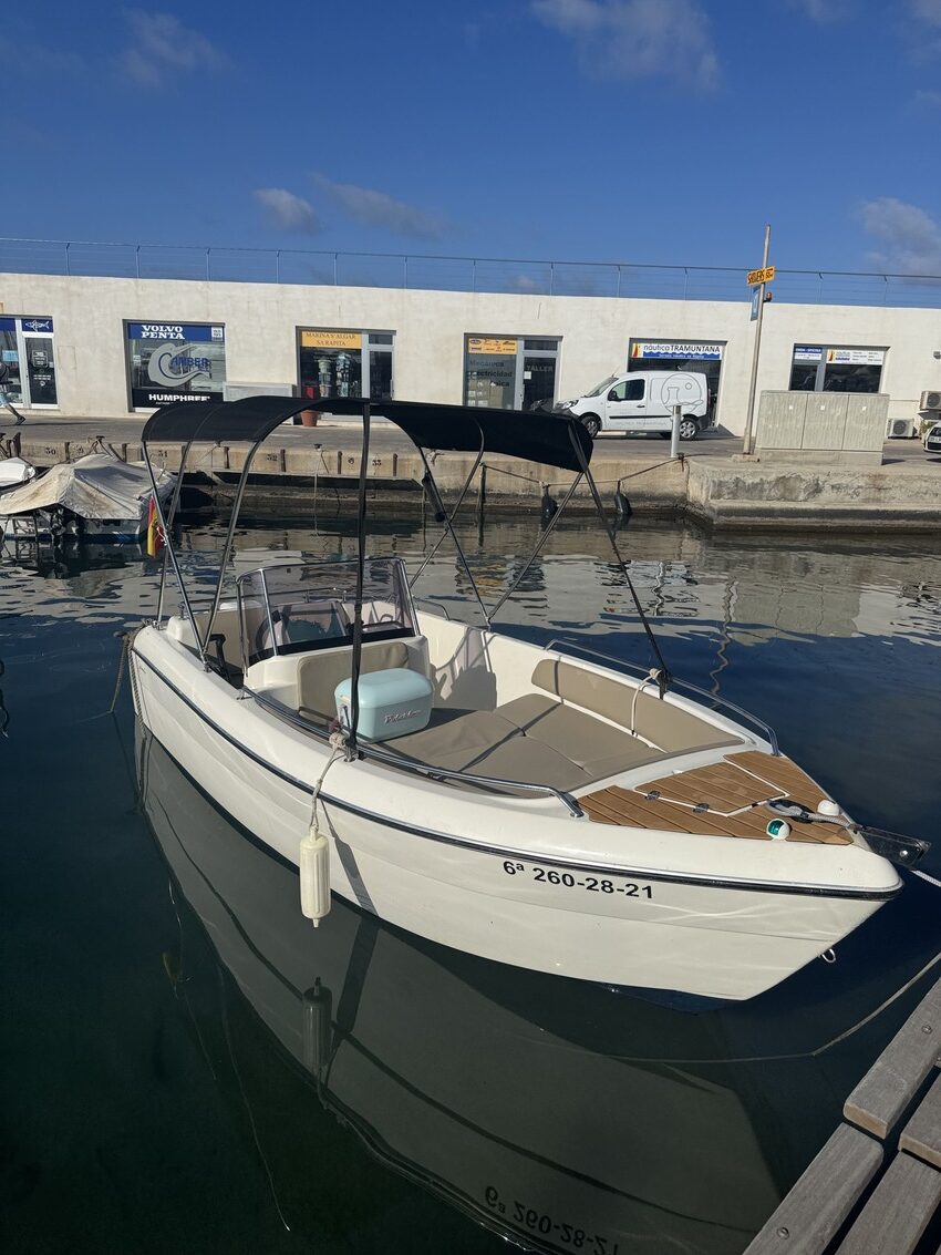 alquiler barcos mallorca con y sin licenica 9
